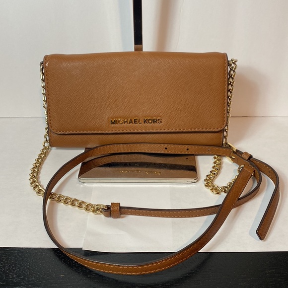 Michael Kors crossbody wallet and organizer - Picture 4 of 10